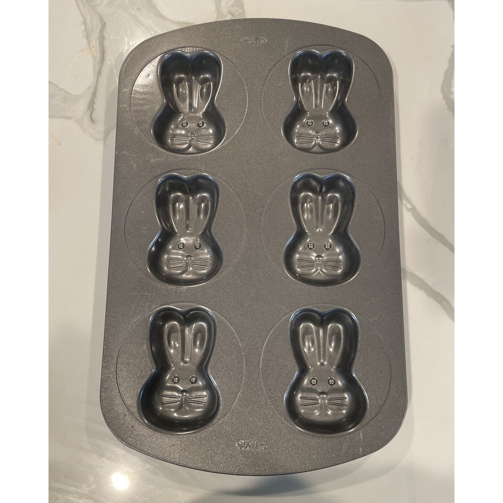 Wilton‎ Easter Bunny Rabbit 6 Cavity Cake Mold Mini Muffin Baking Pan Treat Tin